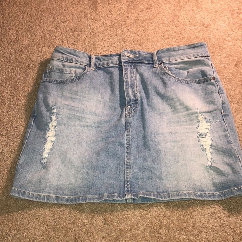 Denim skirt